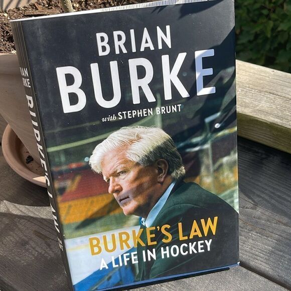 Brian Burke with Stephen Brunt
Burke's Law: A Life in Hockey. - Picture 2 of 7